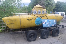 Foto mia: il sottomarino giallo