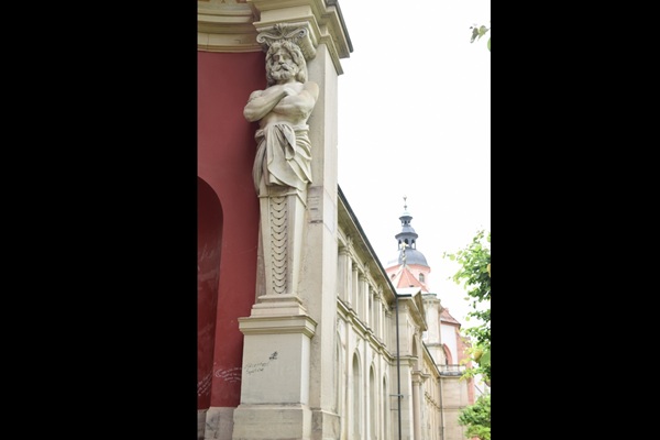 Cariatide presso il Friedrichsbad