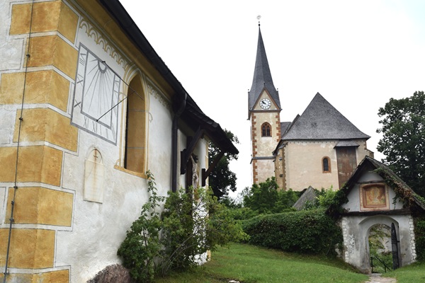 La chiesa
