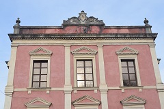 Palazzo in piazza